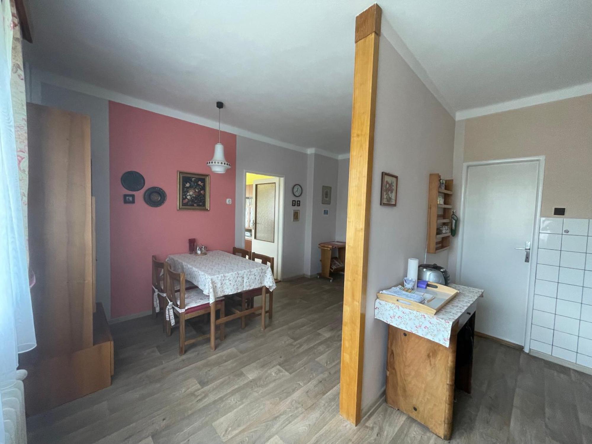 Apartman Pro 4 Osoby เชสกา สกาลิเซ ภายนอก รูปภาพ